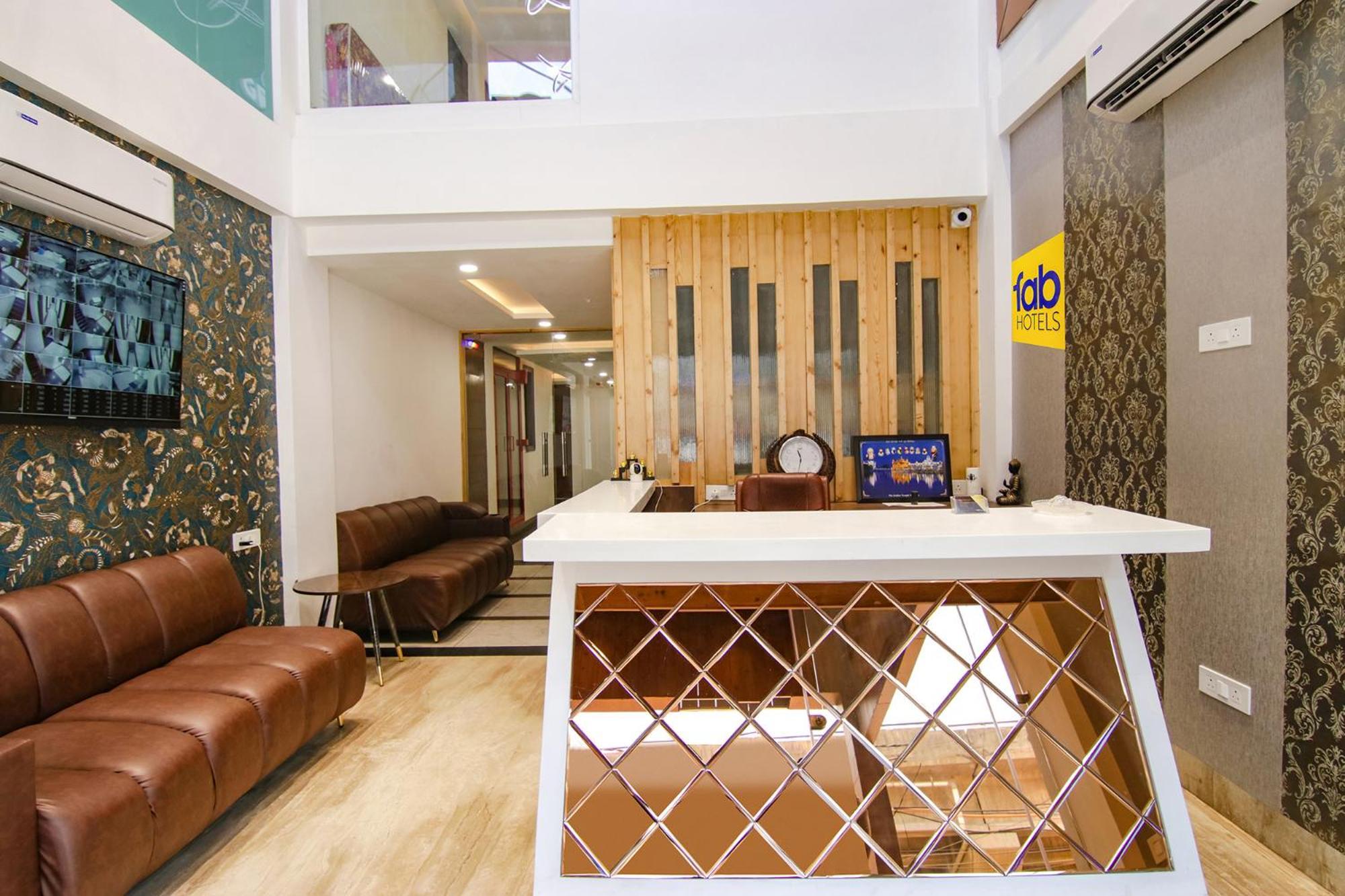 Fabhotel Prism Grand Zirakpur 外观 照片
