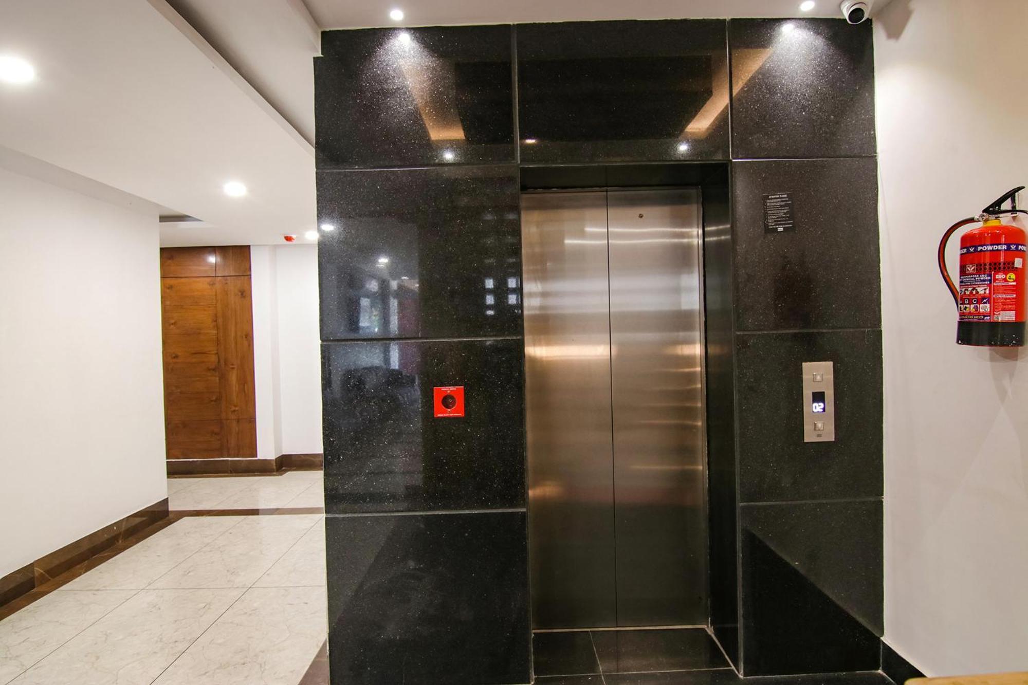 Fabhotel Prism Grand Zirakpur 外观 照片