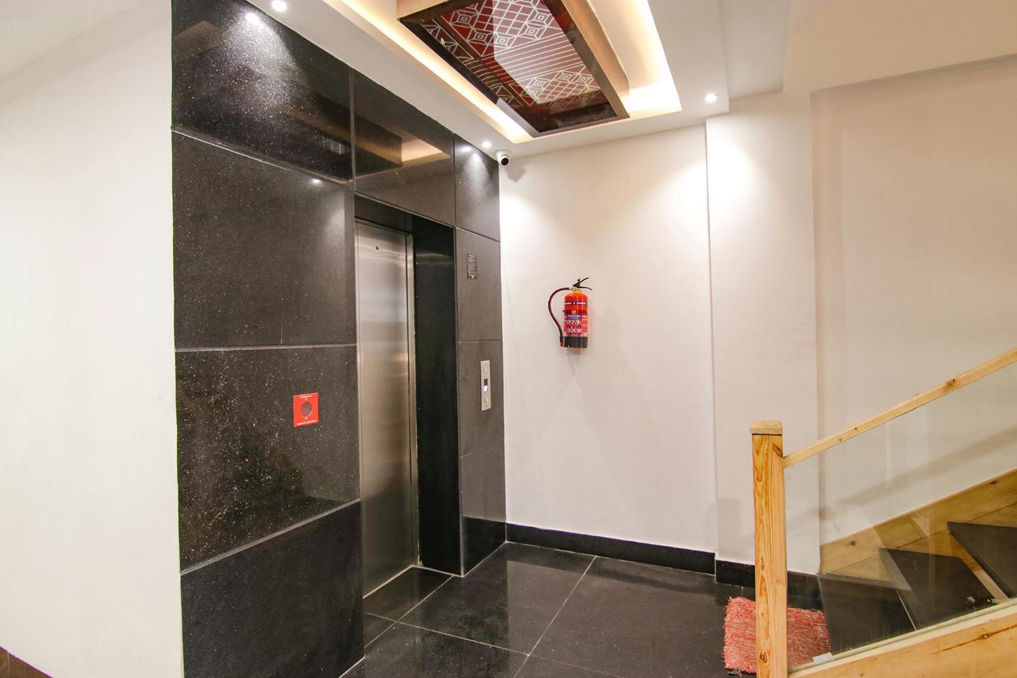 Fabhotel Prism Grand Zirakpur 外观 照片